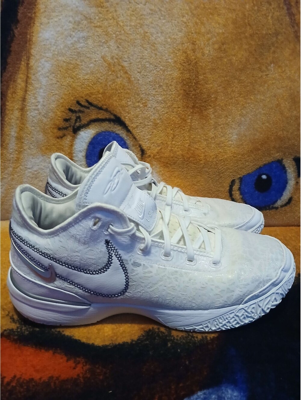 Nike Kyrie 7 Basketball Shoes White Size 12